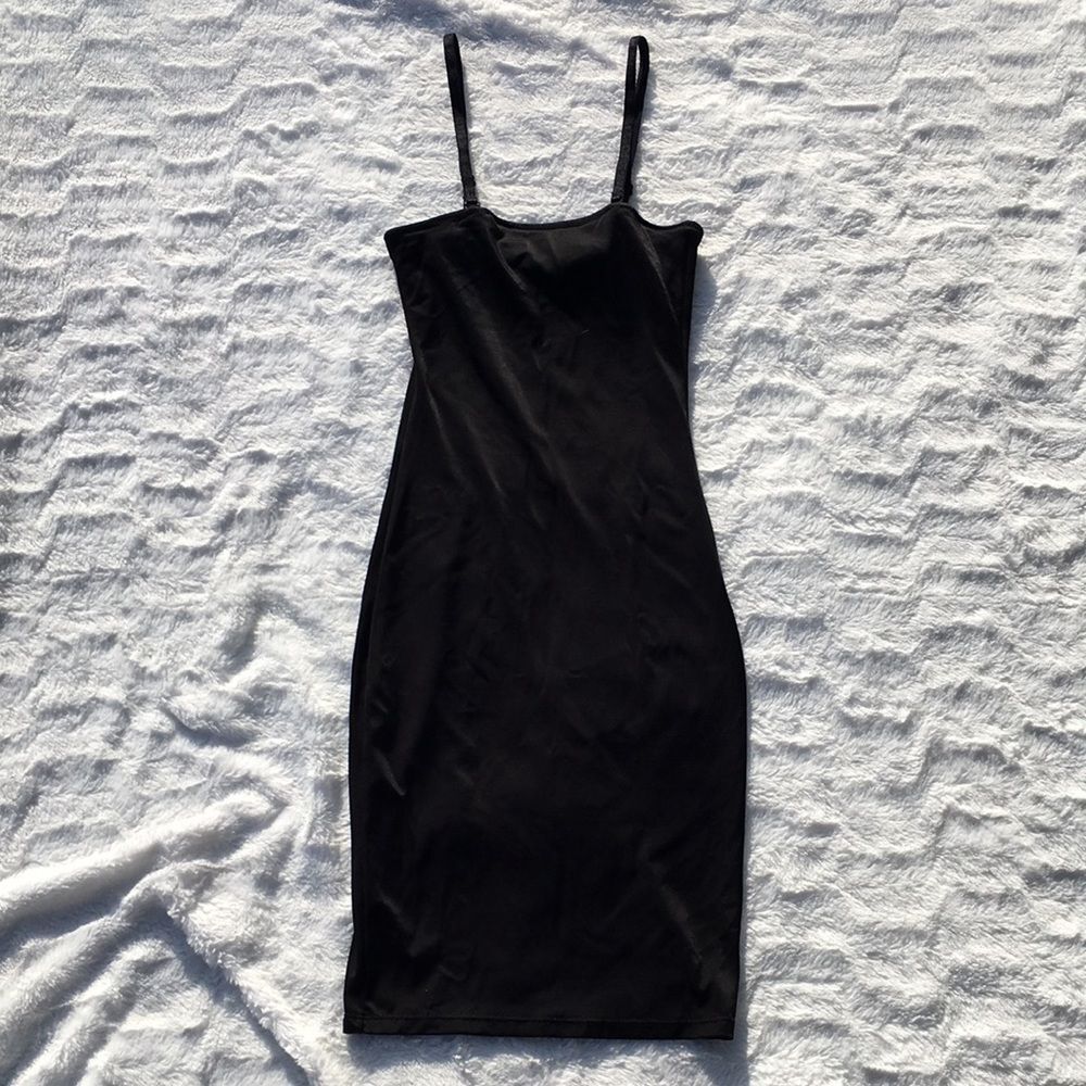 Vassarette black slip/ shape wear size small